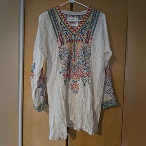 Johnny Was White Tunic with Colorful Embroidery